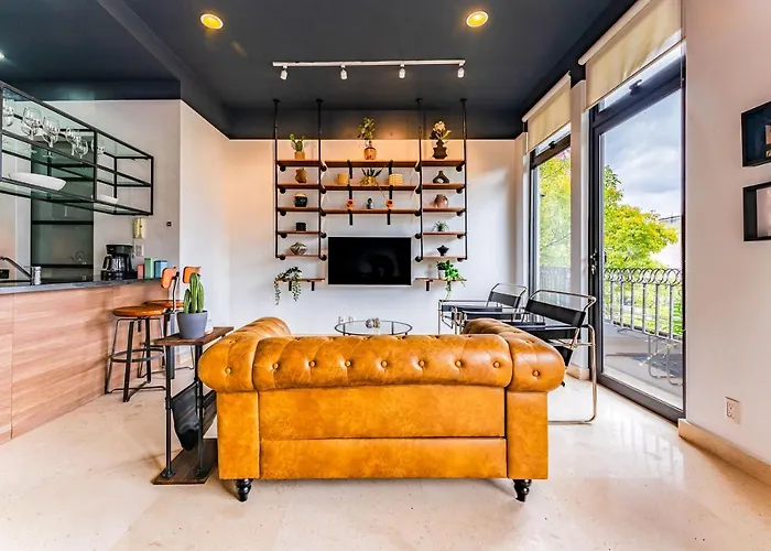 New Perfect Location 24 Security Free Parking *
